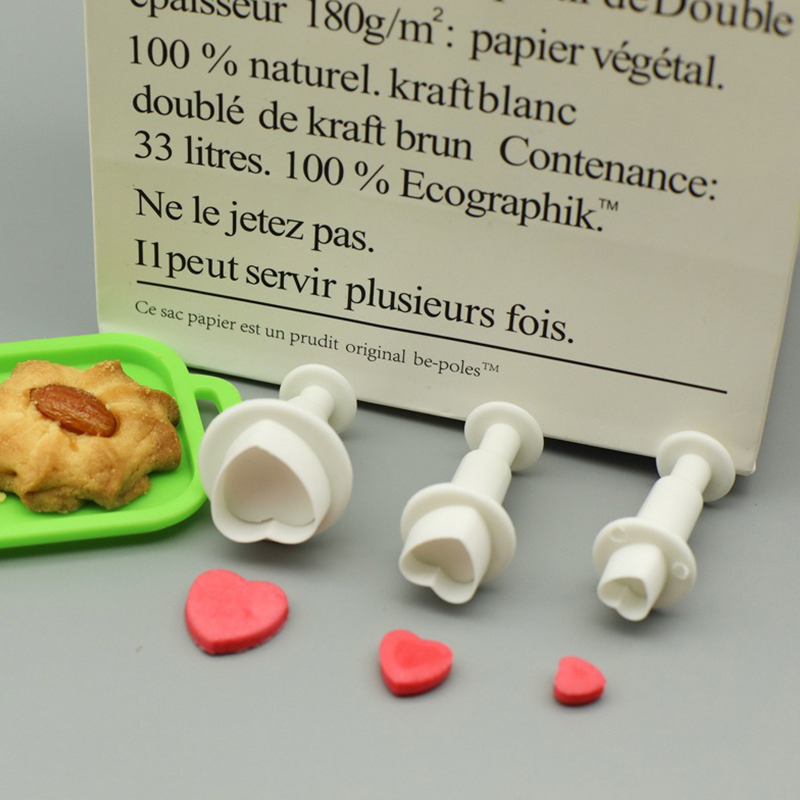 12PCS/Set Cetakan Kue Bentuk M - Kitchen Home Gadgets ulasan dan harga